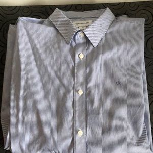 New without tags Calvin Klein button down size LG